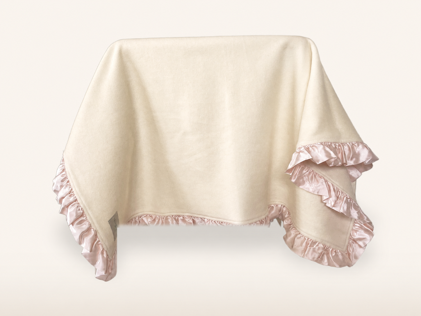 Organic Cotton Fleece Baby Blanket with Silk Ruffle